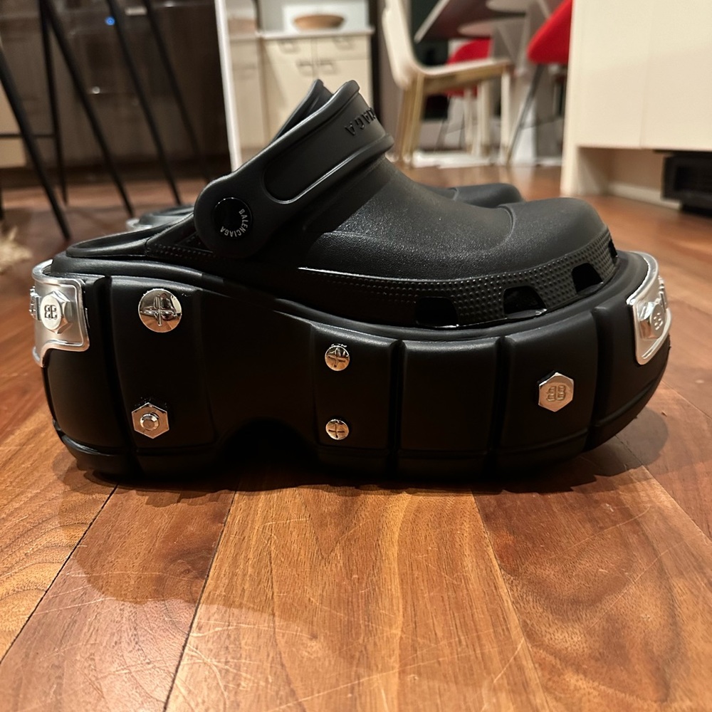 Balenciaga x Croc Hardcrocs Mule Black Rubber and Silver womens size EU 39 US 9